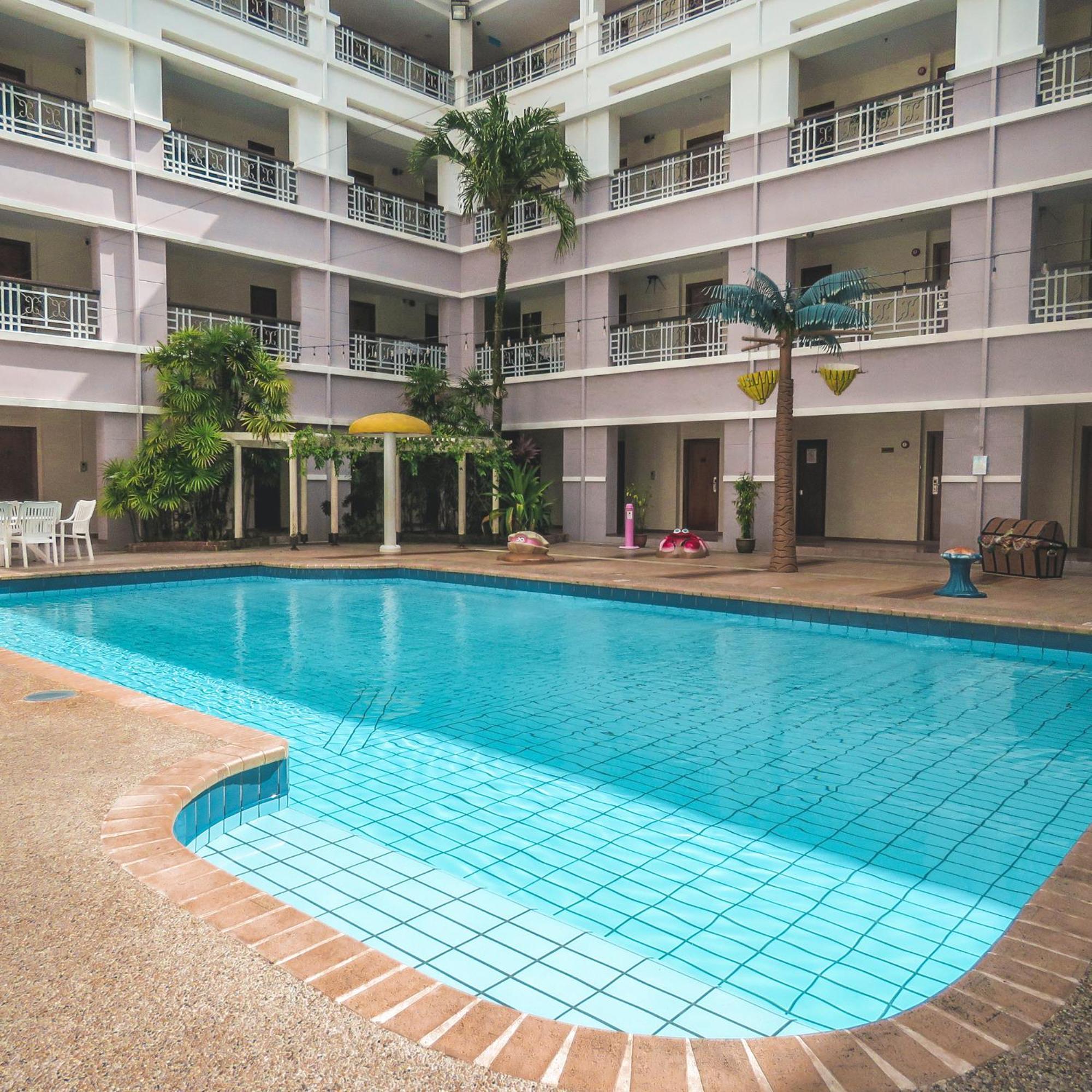 StarLodge Kampong Jerudong Exteriör bild